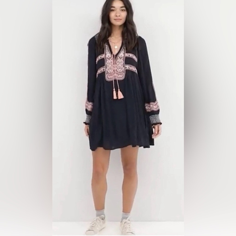 NWOT Free People ๐ค Small Wind Willow Embroidered Tunic Dress Black New $128 Ret - Picture 12 of 15